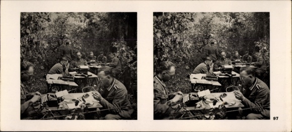 Stereo spatial image photo &quot;The Battle in the West&quot;, No. 97 PK reporters working in the forest of Compiègne 1940