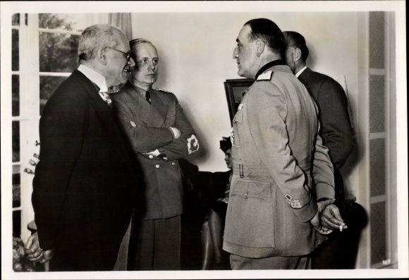 Photo Hoffmann, Foreign Minister v. Ribbentrop, Italian governor v. Rome, Prince Colonna in Berlin