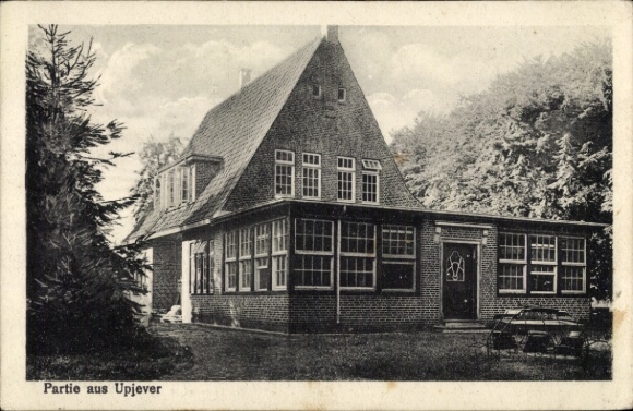 Postcard Upjever Schortens in East Frisia, building
