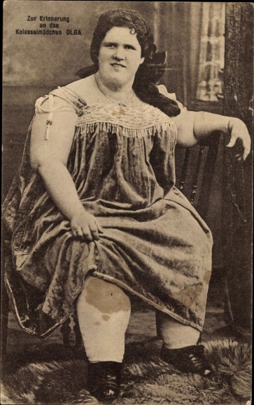 Ak Kolossalmädchen Olba, Portrait