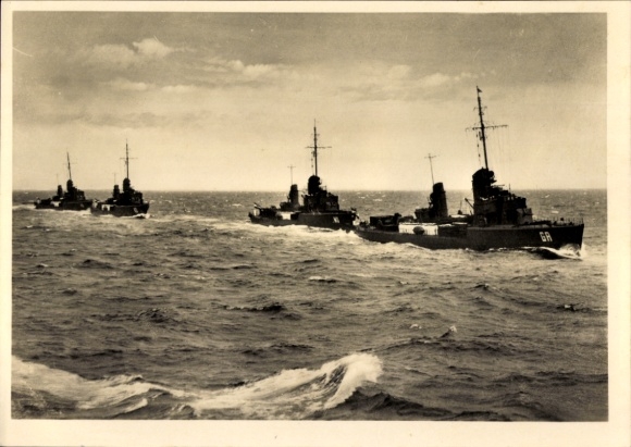 Ak Deutsche Kriegsschiffe, Torpedoboote in voller Fahrt, Kriegsmarine