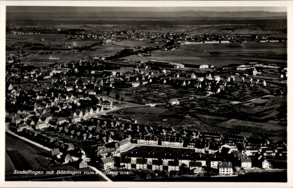 Ak Sindelfingen in Württemberg, Luftaufnahme von Sindelfingen und Böblingen, schwarz-weiß
