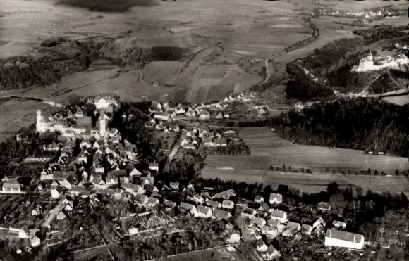 Ak Kirchberg an der Jagst, Landschaftsaufnahme, Dorfansicht,  Architektur