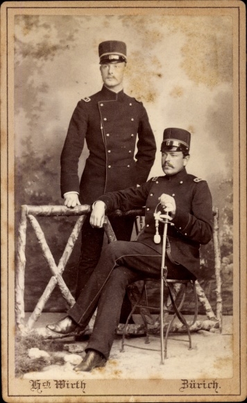 CdV Two Swiss soldiers in uniform, Pontonnier recruit school 1887