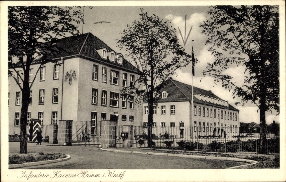 Postcard Hamm in Westphalia, infantry barracks