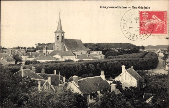 Ak Bray sur Seine Seine et Marne, uitzicht over de daken, kerk, algemeen beeld