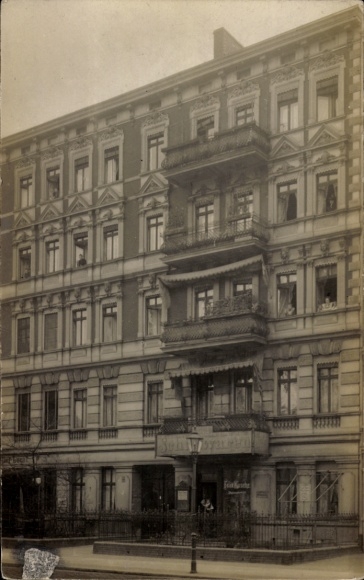 foto Ak Berlin Prenzlauer Berg, woongebouw Rykestraße 29, schoenenwinkel