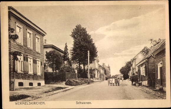 Ak  Wermelskirchen im Bergischen Land, Schwanen, Straßenpartie