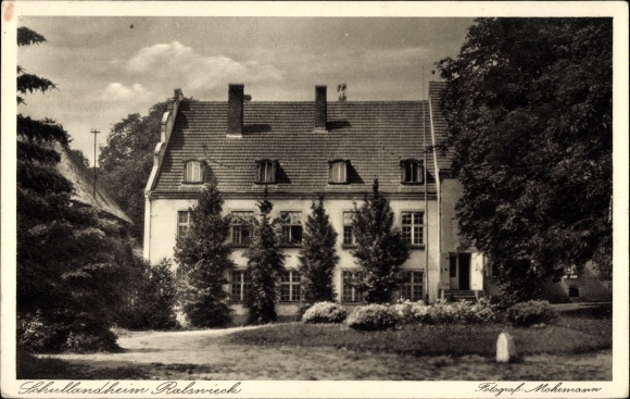 Ak Ralswiek op het eiland Rügen, schoolkamp, uitzicht op de tuin