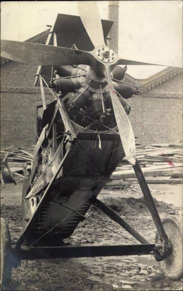 Photo Postcard damaged military aircraft, fuselage, propeller, no wings