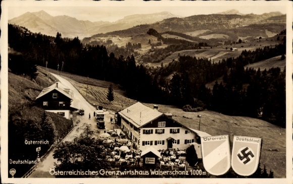 Postcard Riezlern Mittelberg in Vorarlberg, Grenzwirtshaus Walserschanz, border