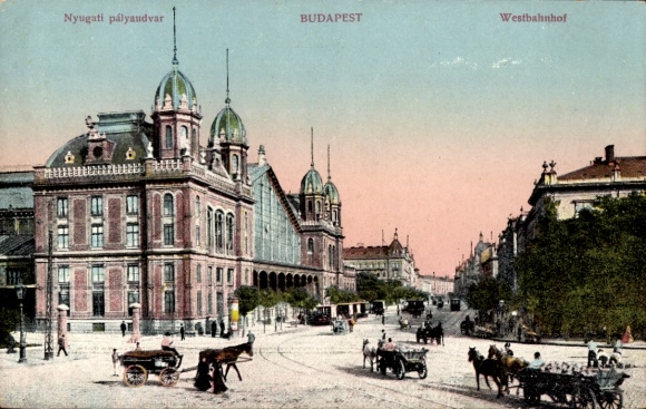 Postcard Budapest Hungary, tram at the Westbahnhof, carriage