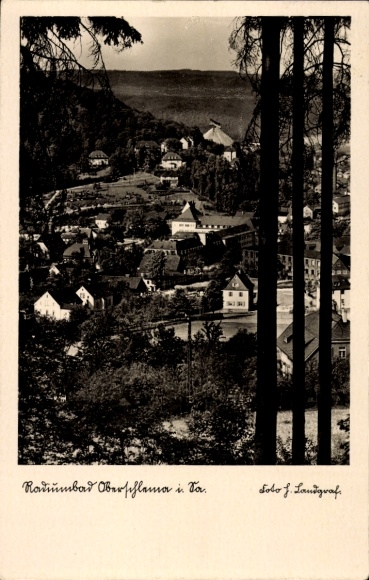 Ak Oberschlema Sachsen, Radiumbad, Blick vom Berg aus auf die Stadt