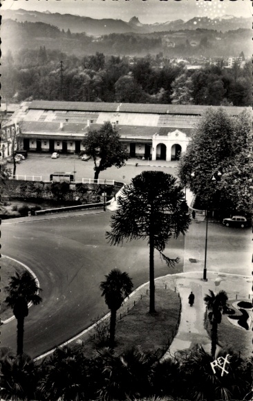 Postcard Pau Pyrénées-Atlantiques, Virage de la Gare et les Pyrenees
