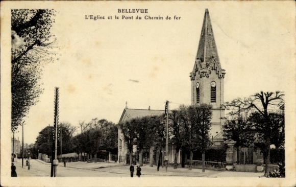 Ak Bellevue Hauts de Seine, L´Église et le Pont du Chemin de Fer