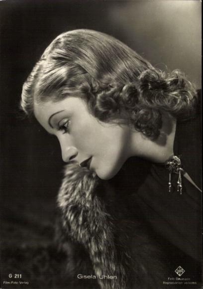 Postcard actress Gisela Uhlen, portrait, Film Photo Publisher G 211