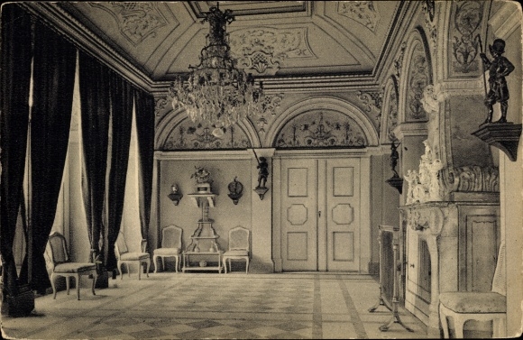 Ak Weesenstein Müglitztal in Saksen, eetkamer in het kasteel