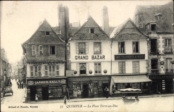 Postcard Quimper Finistère, front page: Old buildings, Grand Bazaar, Gaspillage, Armored Caves