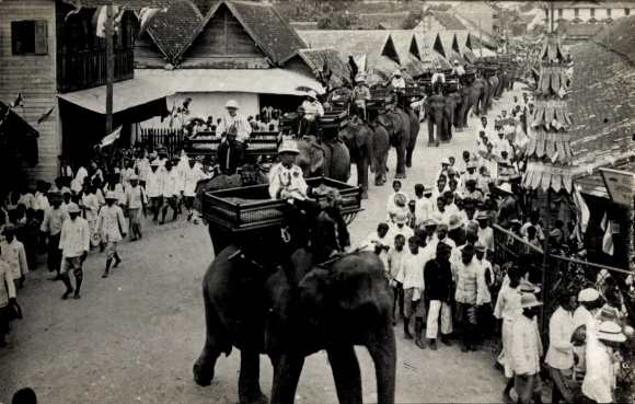 Foto Ak Siam Thailand, König Rama VII Prajadhipok, Elefant