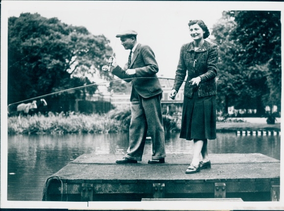 Photo Ranelagh Dublin Ireland, International Spin Fishing Championships, Jeanteur, Digging
