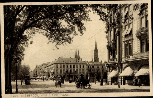 Postcard Wiesbaden in Hesse, Wilhelmstraße, tram line 6, Nassauer Hof