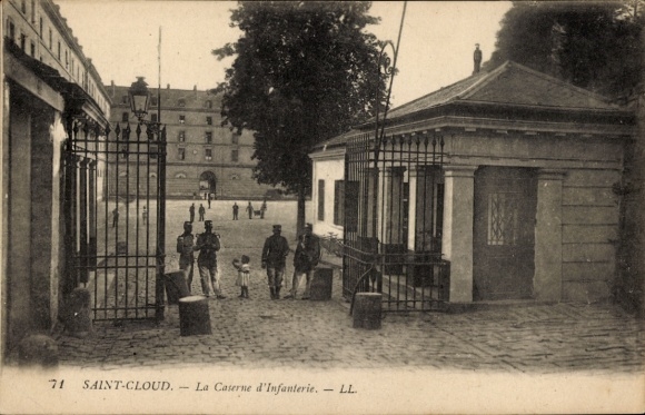 CPA Saint-Cloud Hauts-de-Seine, La Caserne d'Infanterie