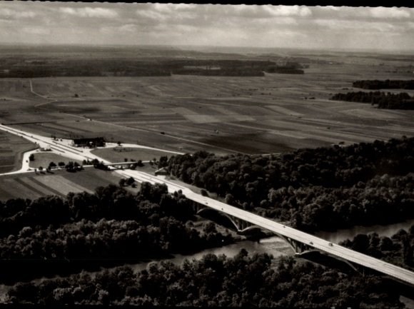 Ak Leipheim an der Donau Schwaben, Fliegeraufnahme, Autobahn-Rasthaus und Hotel