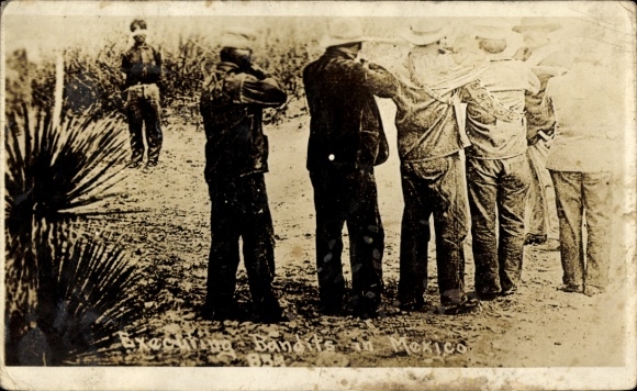 Photo Postcard Mexico, revolution, execution, shooting