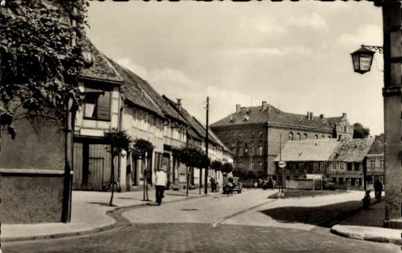 Postcard Osterburg in der Altmark, Marx Engels Platz