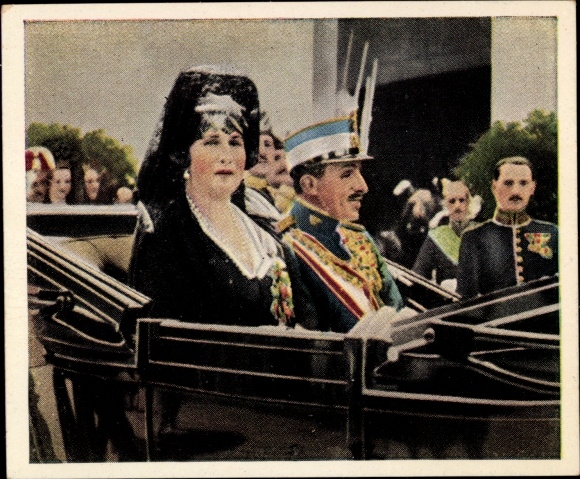 Collective picture The post-war period No. 163 April 1931 Spain becomes a republic, Alfonso XIII leaves the country