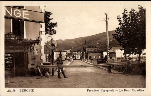 Ak Béhobie Pyrénées Atlantiques, Pont Frontière France Espagne