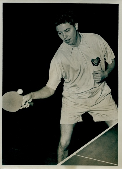 Photo table tennis tournament, Borchmann?, Motor Mitte Berlin versus Motor Zeiss Jena, 1954