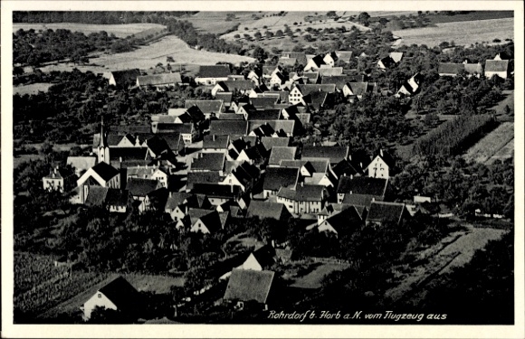 Ak Rohrdorf (bij Horb am Neckar) Eutingen im Gäu Württemberg, luchtfoto van Rohrdorf, veel Dä