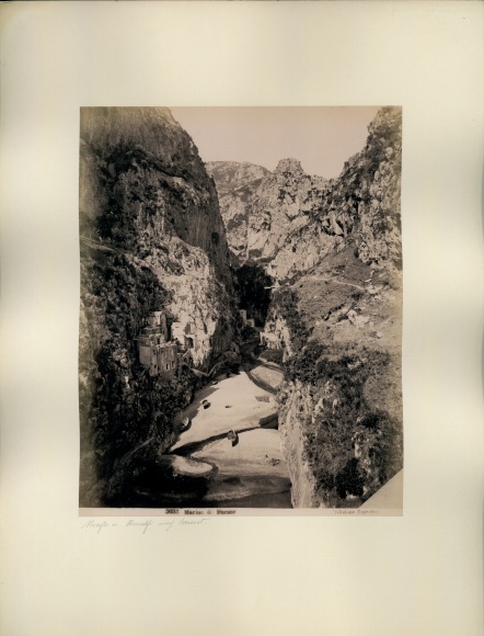 Photo in 1880, Marina di Furore Salerno Campania, Blick ins Tal