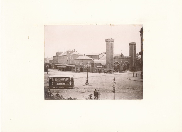 Photo Hamburg Mitte, Berlin train station, tram, Ringbahn