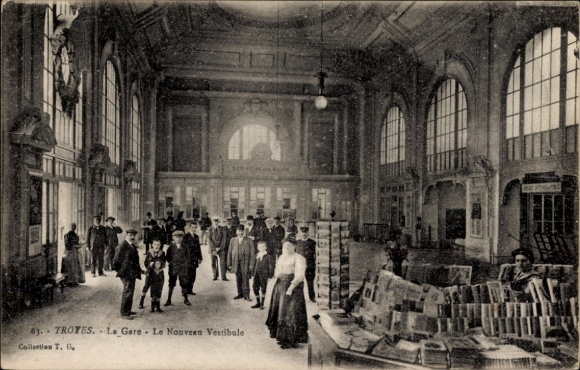 Ansichtkaart Troyes-Aube, treinstation, nieuwe vestibule