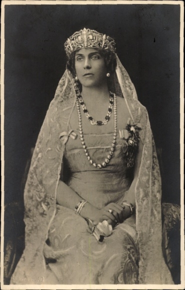 Ak Victoria Eugénie Julia Ena von Battenberg, Königin von Spanien, Portrait