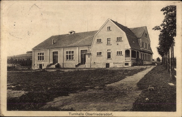 Ak Oberfriedersdorf Neusalza Spremberg in Sachsen, Turnhalle