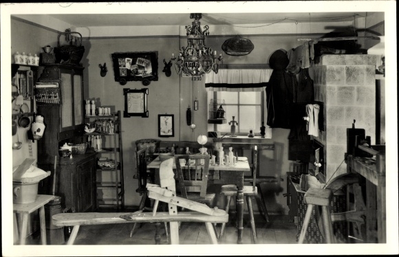 Postcard Seiffen in the Ore Mountains, homeland and toy museum, a toymaker&#39;s room