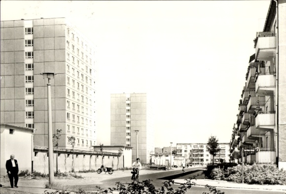 Postcard Hennigsdorf an der Oberhavel, Friedrich Engels Street