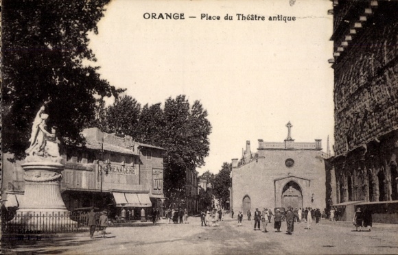 Postcard Orange Vaucluse, Square of the Ancient Theater, Statue, Shops, People, Orange