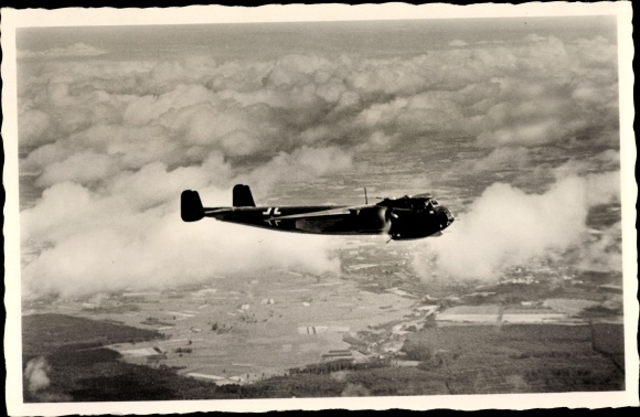 Ak Duitse luchtmacht, Dornier Do 217 E duikbommenwerper