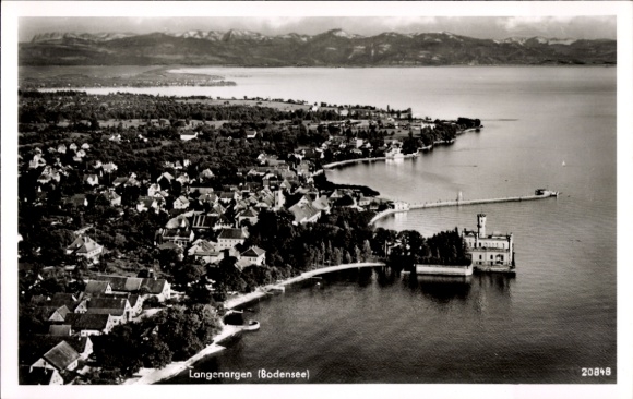 Ak Langenargen im Bodenseekreis, Fliegeraufnahme mit Hafen