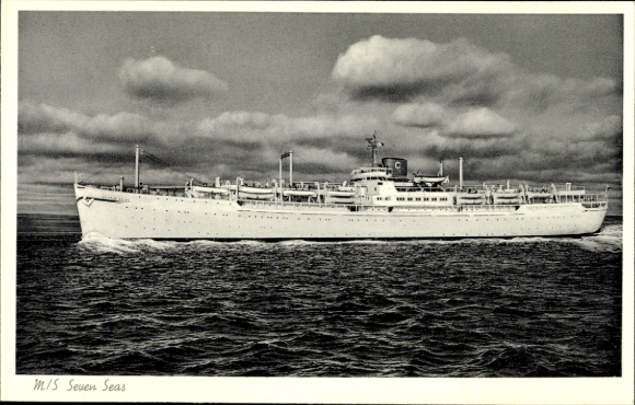 Postcard steamship MS Seven Seas, Europa Canada Line