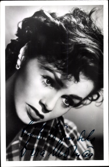 Photo actress Vera Molnar, portrait, autograph