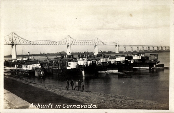 foto Ak Cernavodă Dobrudscha Roemenië, haven, stoomboot, brug