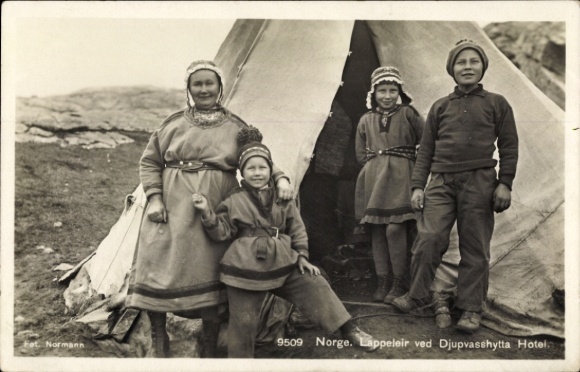 Postcard Norway, Lappeleir ved Djupvasshytta Hotel, Lapps in front of their tent
