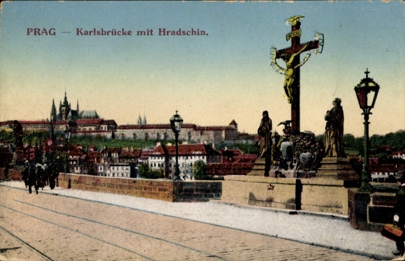 Ak Hradčany Hradschin Praha Prag Tschechien, Karlsbrücke, Hradschin, Kreuzigungsszene,  