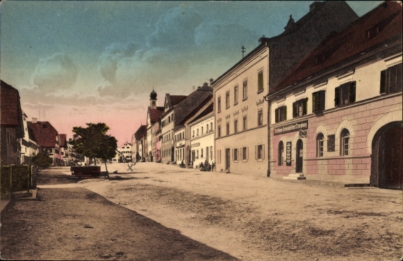 PC Ortenburg in the Deggendorf district of Lower Bavaria, lot at the market square, shops