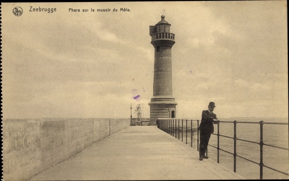 Postcard Zeebrugge Westflandern, Lighthouse on the Mole headland